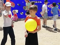 Праздник двора, посвященный Дню защиты детей в микрорайоне «Радужный»